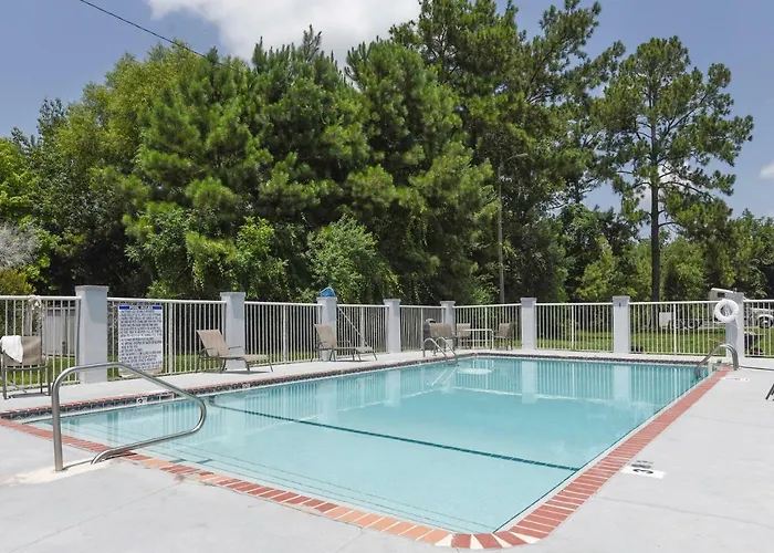 Hotel Valdosta Ga I-75 & Us-221 N Hwy